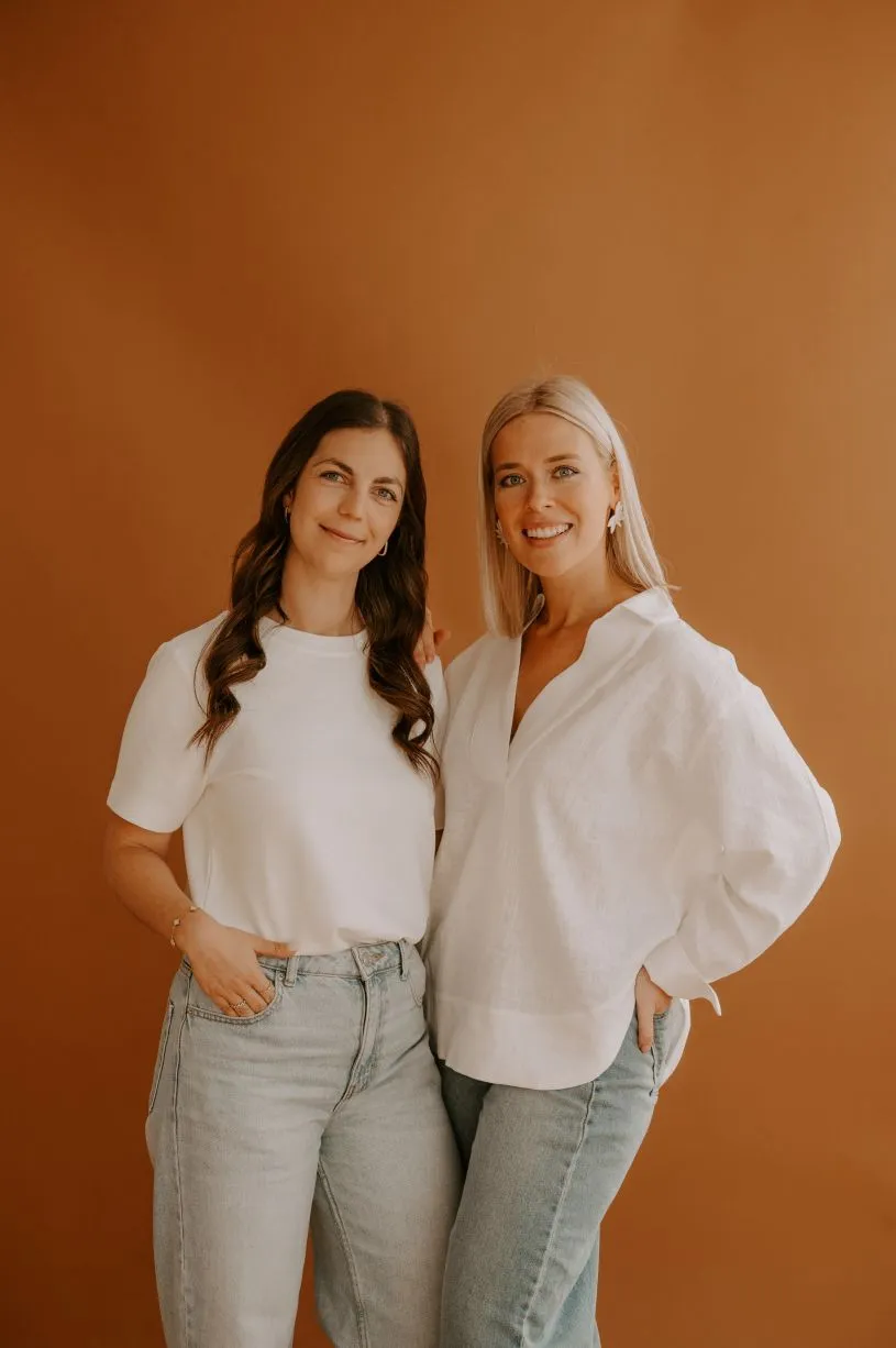 Twee vroedvrouwen van Het Bevallige Buikje